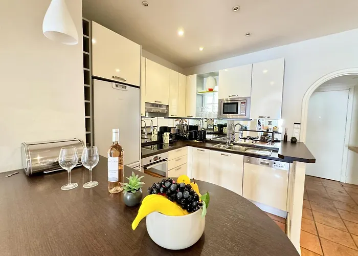 Grand Palais 4p Bob1309 Apartmán *