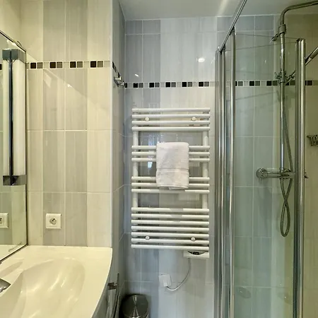 Grand Palais 4p Bob1309 *