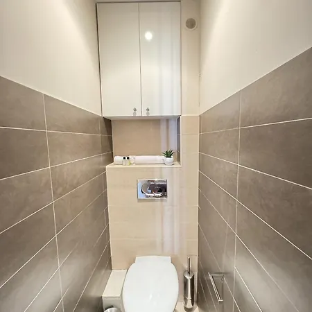 Grand Palais 4p Bob1309 شقة