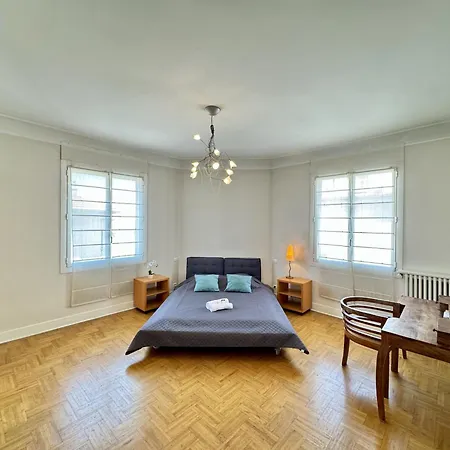 Appartamento Grand Palais 4p Bob1309 *