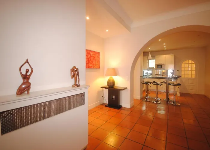 Grand Palais 4p Bob1309 アパート カンヌ