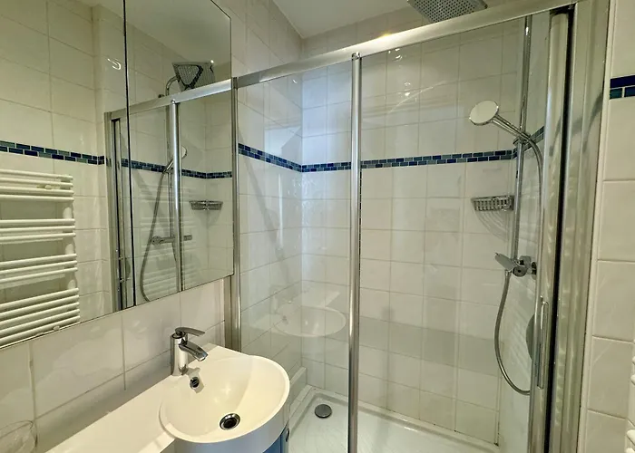 Grand Palais 4p Bob1309 アパート カンヌ